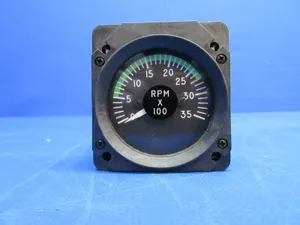 Cirrus SR-22 Rochester Electric Tachometer P/N 13559-001 WARRANTY (0923-931)